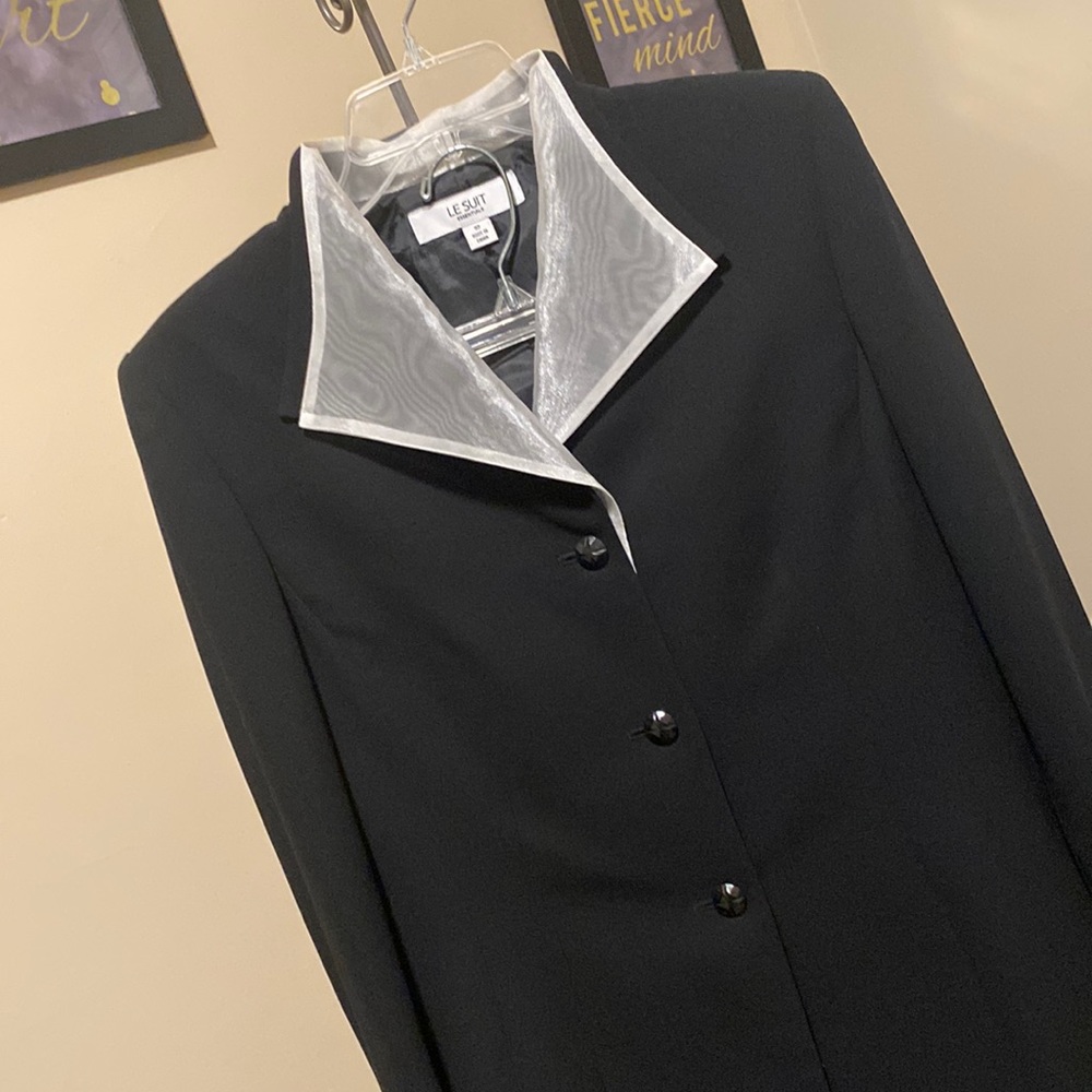 Unique Skirt Suit